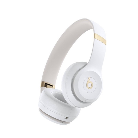 Beats Solo 4 Headphone. Brand new - Picture 1 of 2